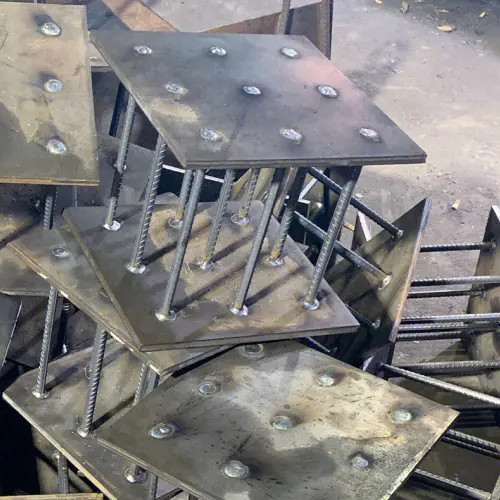 在确定大兴安岭预埋件位置时，需要考虑以下几点